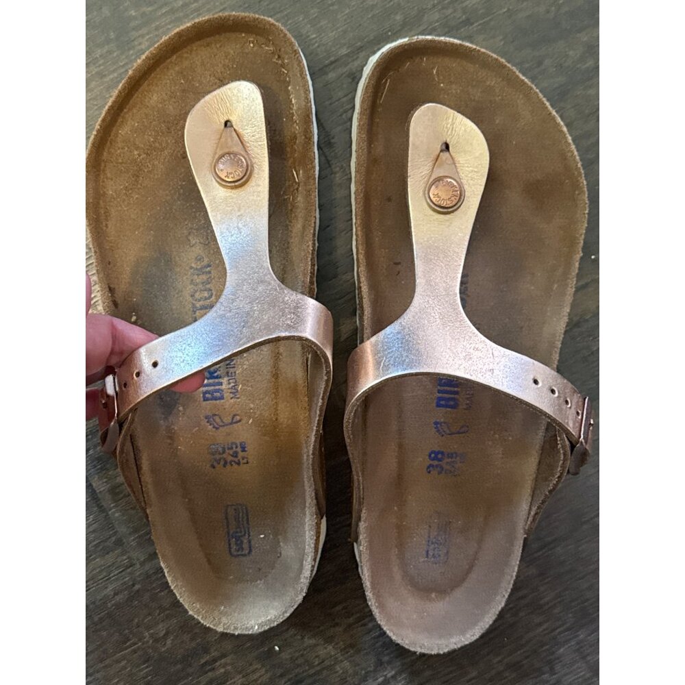 Birkenstock Metallic Rose Gold Gizeh Sandals